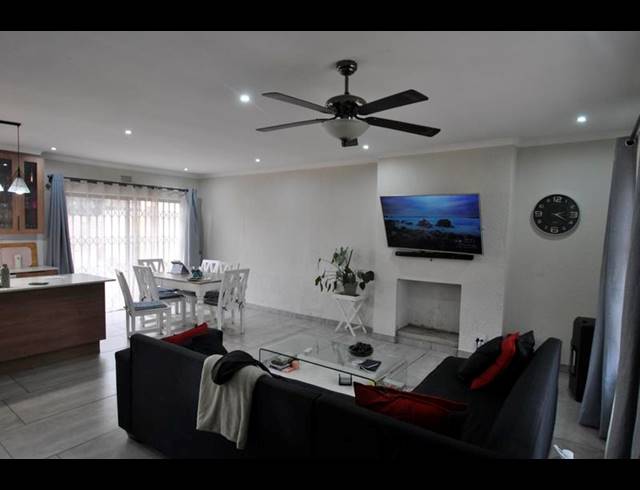 4 BEDROOM HOUSE FOR SALE IN LEONDALE